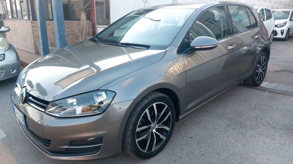 Image of Volkswagen Golf