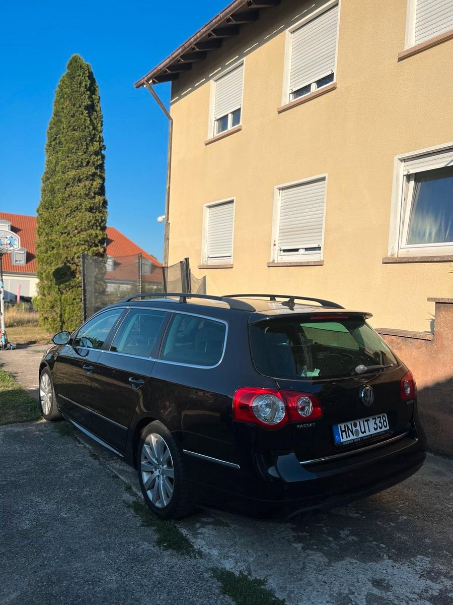 Volkswagen Passat 2010 — салон