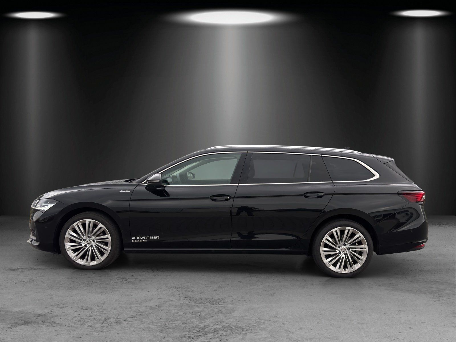 Fahrzeugabbildung SKODA Superb Combi L&K 2,0 TDI 110 kW DSG