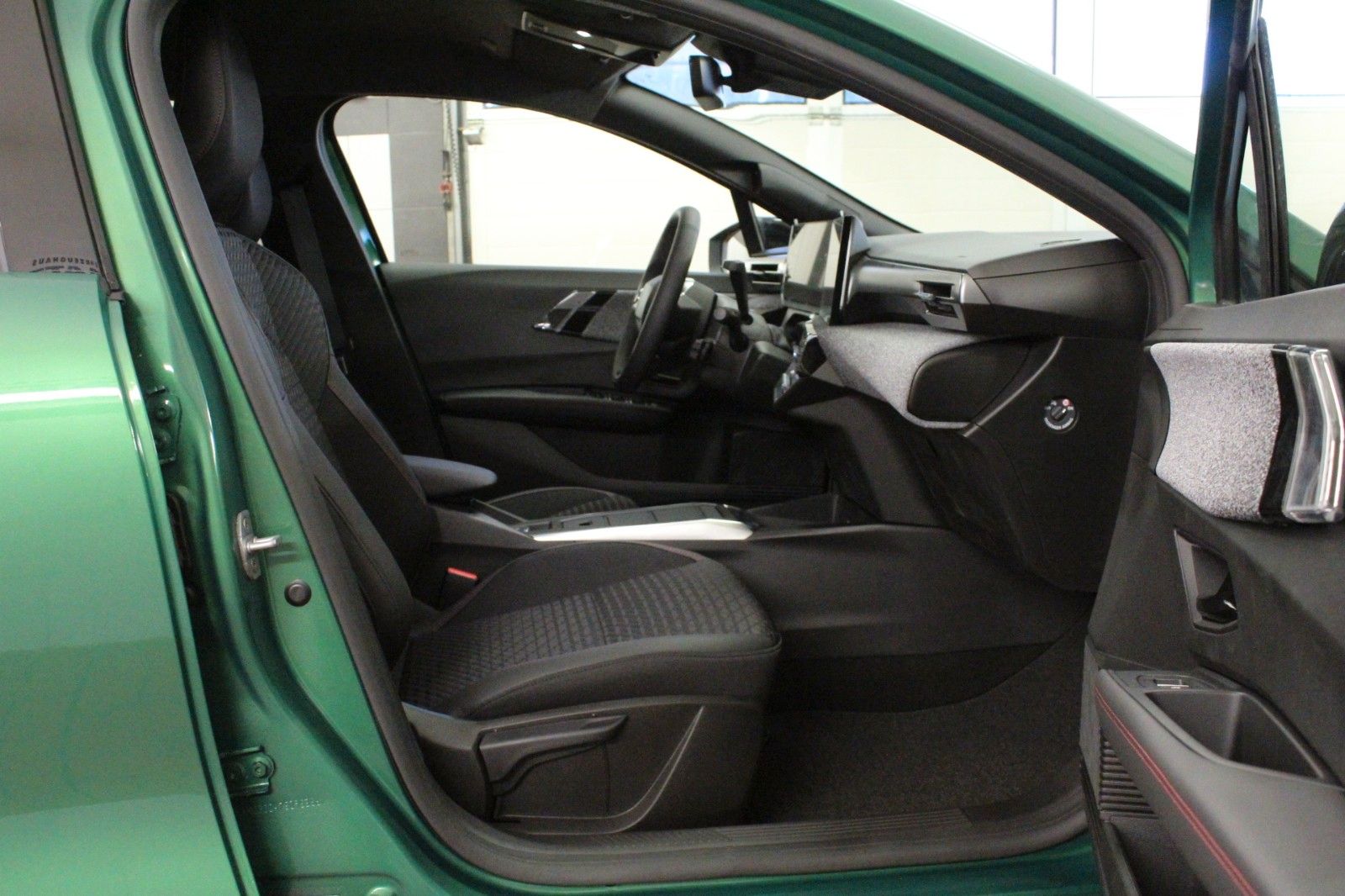 Fahrzeugabbildung Renault Clio VI TCe 115 EDC Techno *Neues Modell*