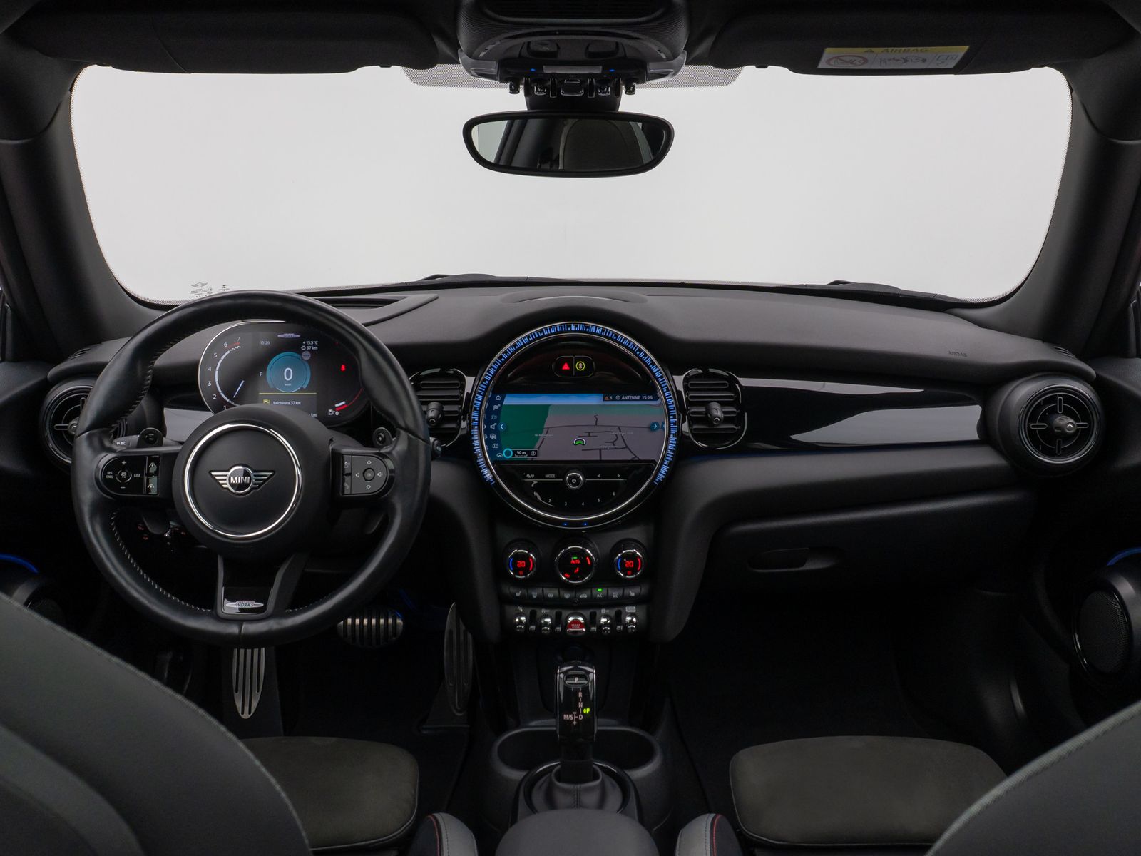 Fahrzeugabbildung MINI John Cooper Works Panorama Kamera HUD DAB Sport
