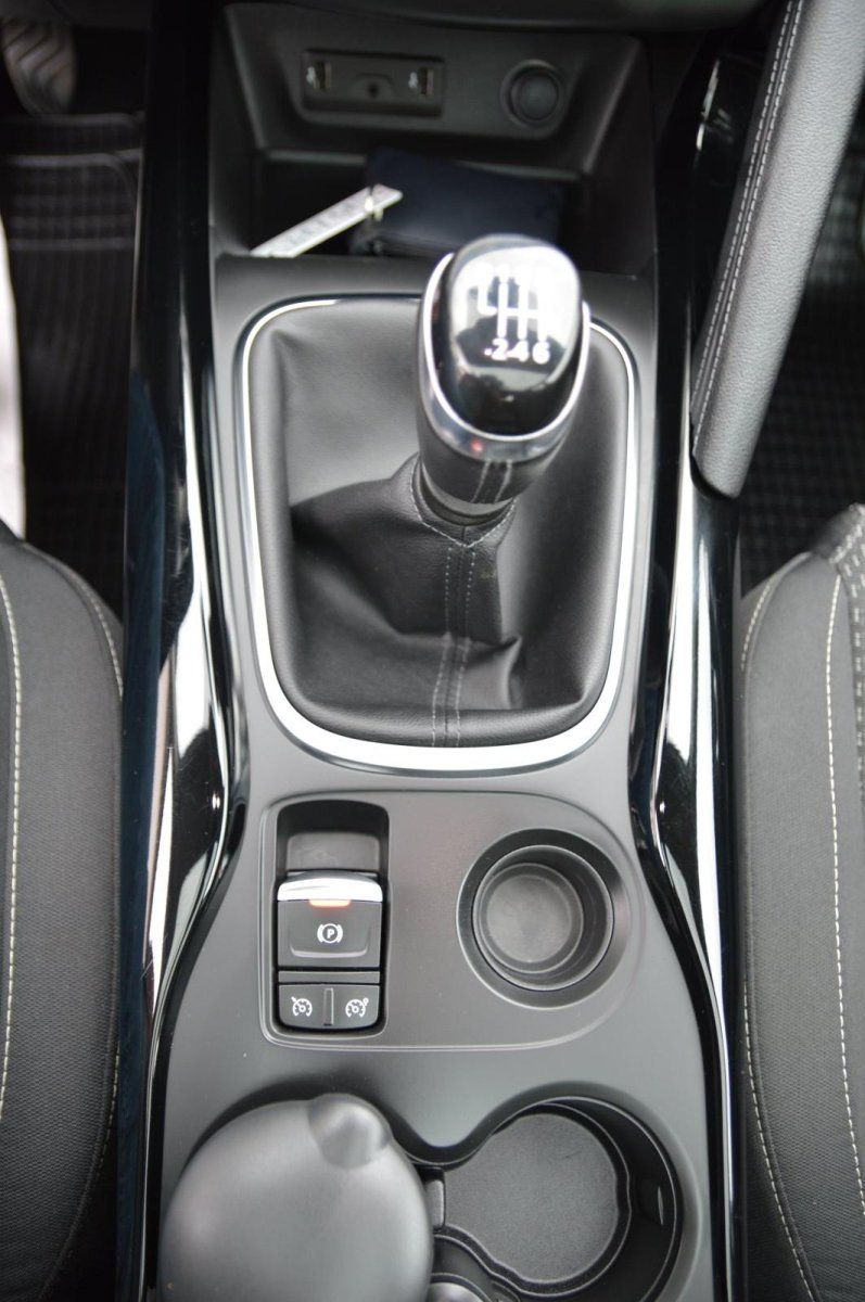 Fahrzeugabbildung Renault Kadjar Experience Panoramadach