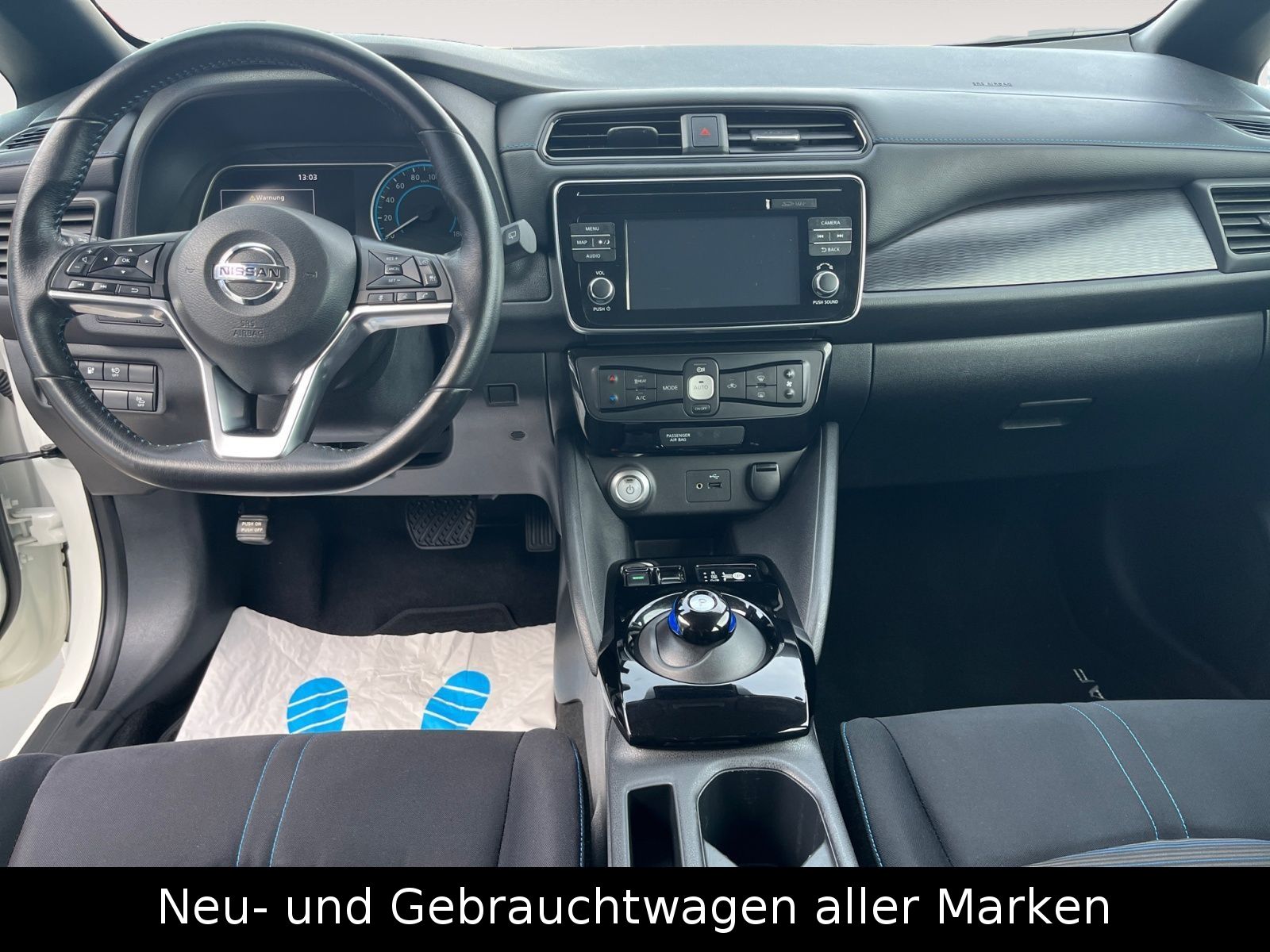 Fahrzeugabbildung Nissan Leaf 40 kWh Automatik - ACENTA -Navi,360°;SOH96%