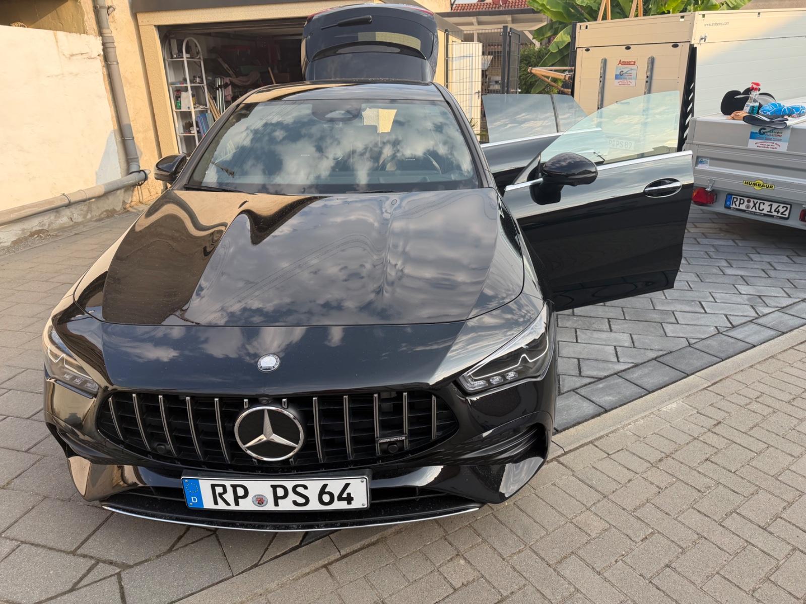 Mercedes-Benz CLA 35 AMG Shooting Break 