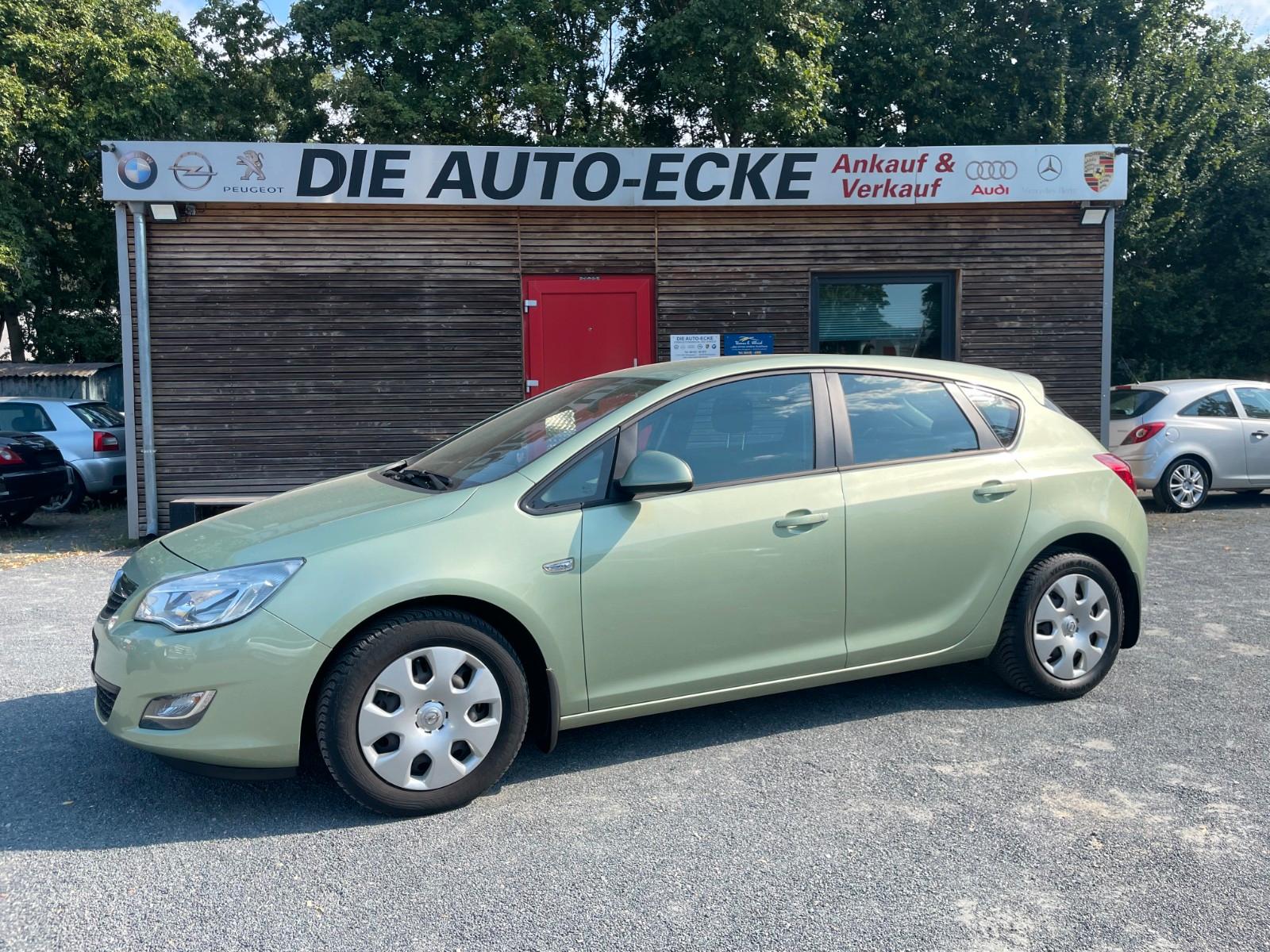 Opel Astra J 1.6 Edition / Automatik