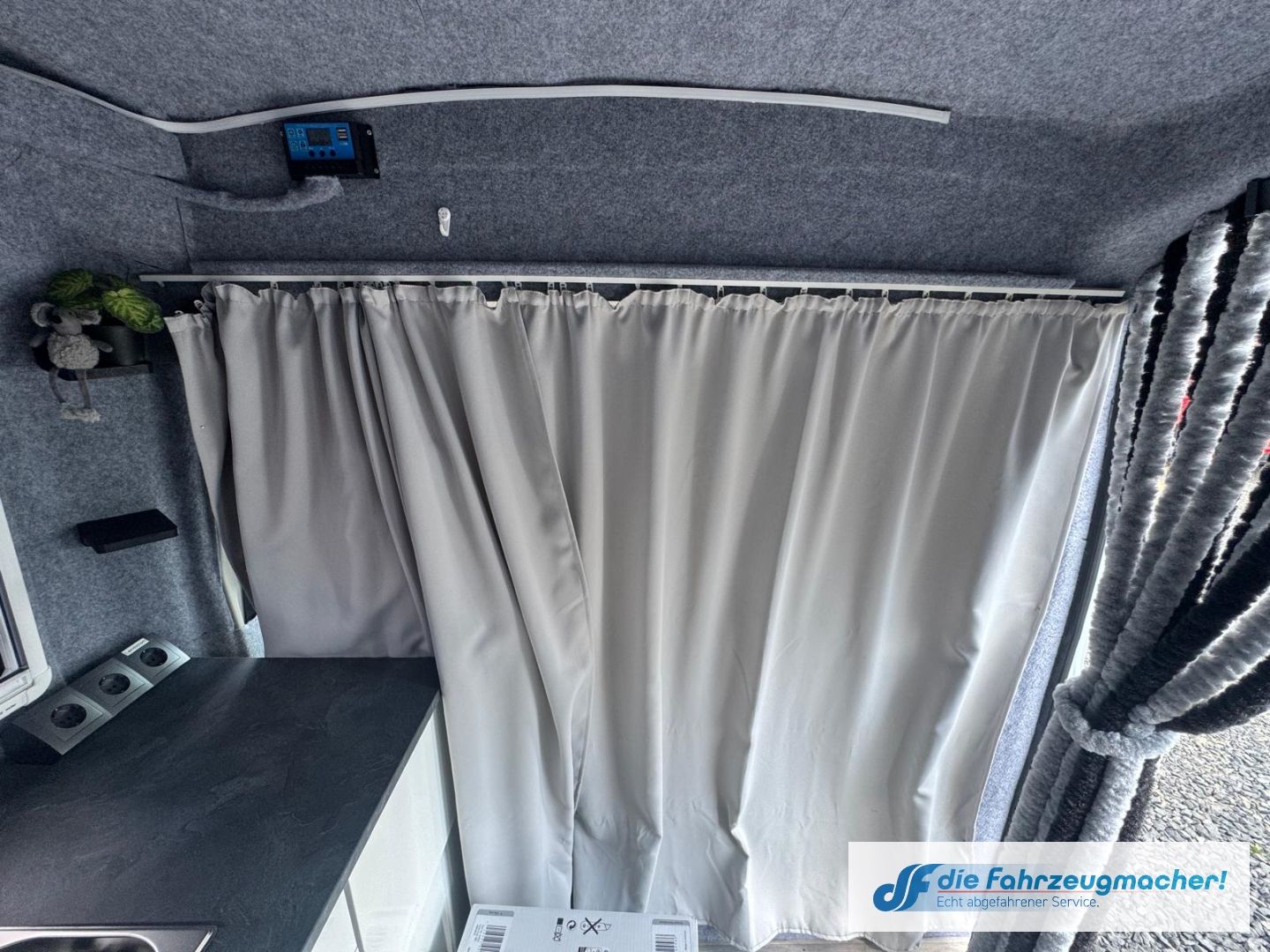 Fahrzeugabbildung Ford Transit Kasten 310 L2 Trend *WOHNMOBIL UMBAU* DA