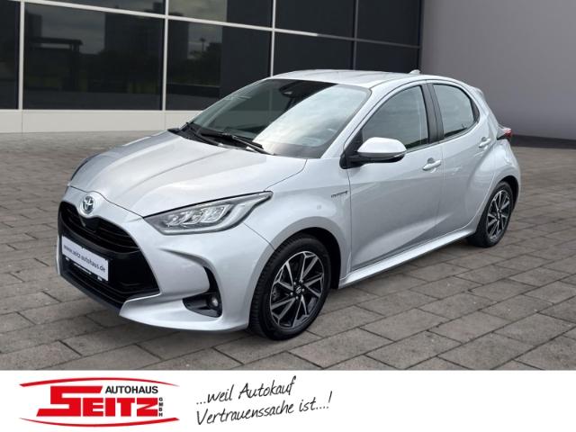 Toyota Yaris Hybrid Club LED Apple CarPlay Android Auto