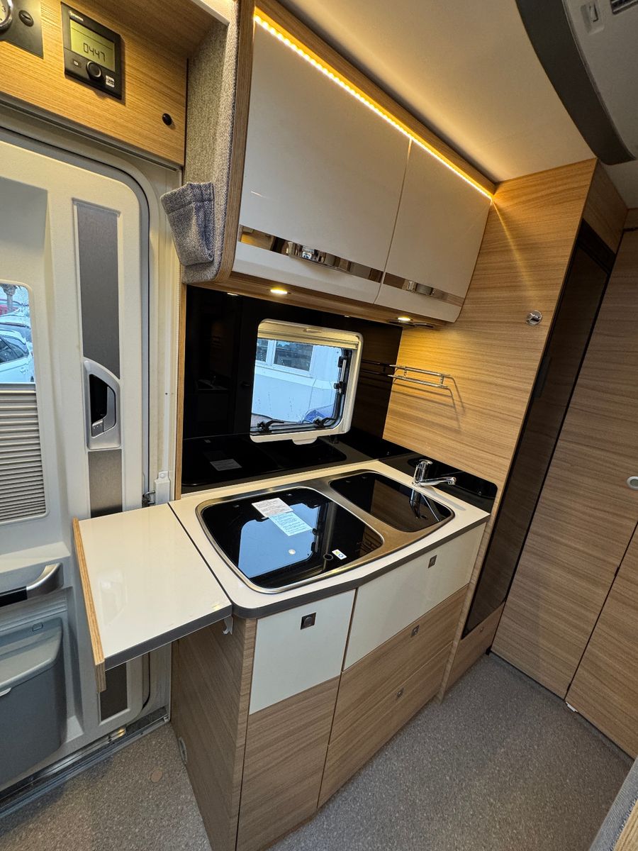 Fahrzeugabbildung Dethleffs Globebus I 006 GT PAKET WHITE 9GT SAT DACHKLIMA