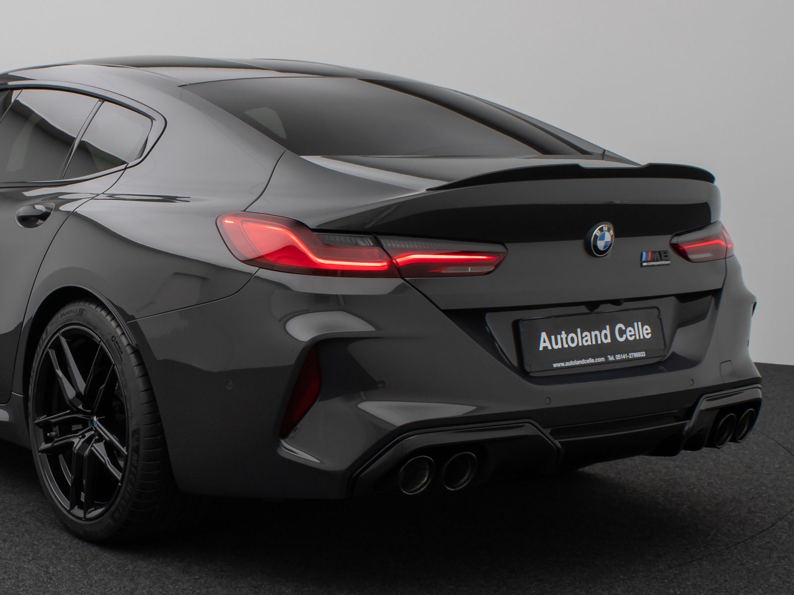 Fahrzeugabbildung BMW M8 Competition xD Gran Coupé SoftCL 360°TV Laser