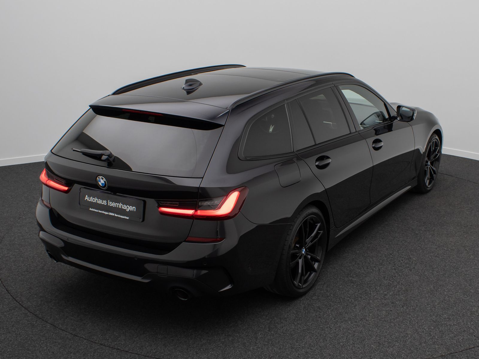 Fahrzeugabbildung BMW 320d xD M Sport Panorama Laser DAB AHK Alarm 19"