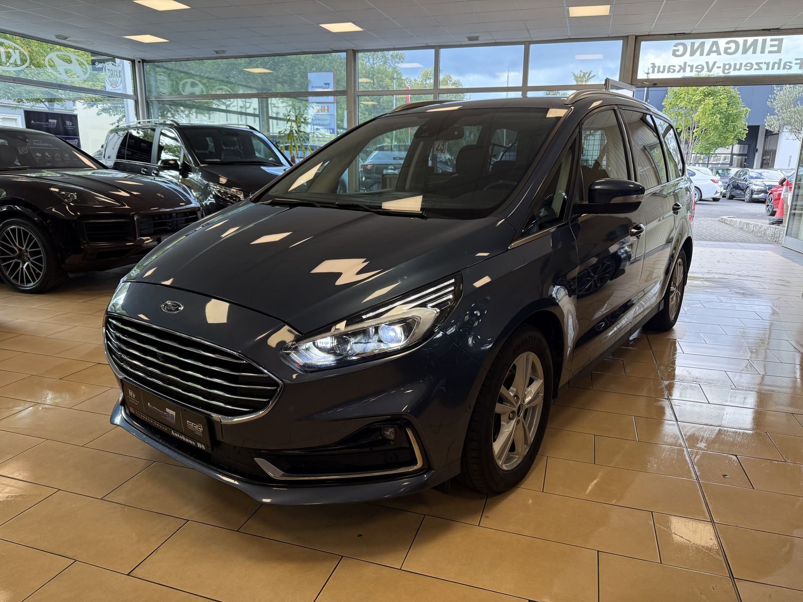 Ford Galaxy Titanium*7Sitz*ACC*CAM*1.Hand*AHK*SHZ*LED
