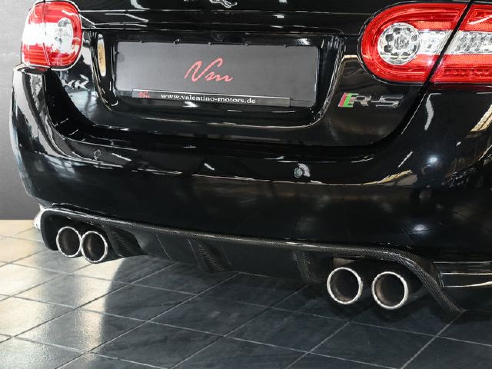 Fahrzeugabbildung Jaguar XKR - S Cabrio - Bi-Xenon | Kamera | neuwertig!
