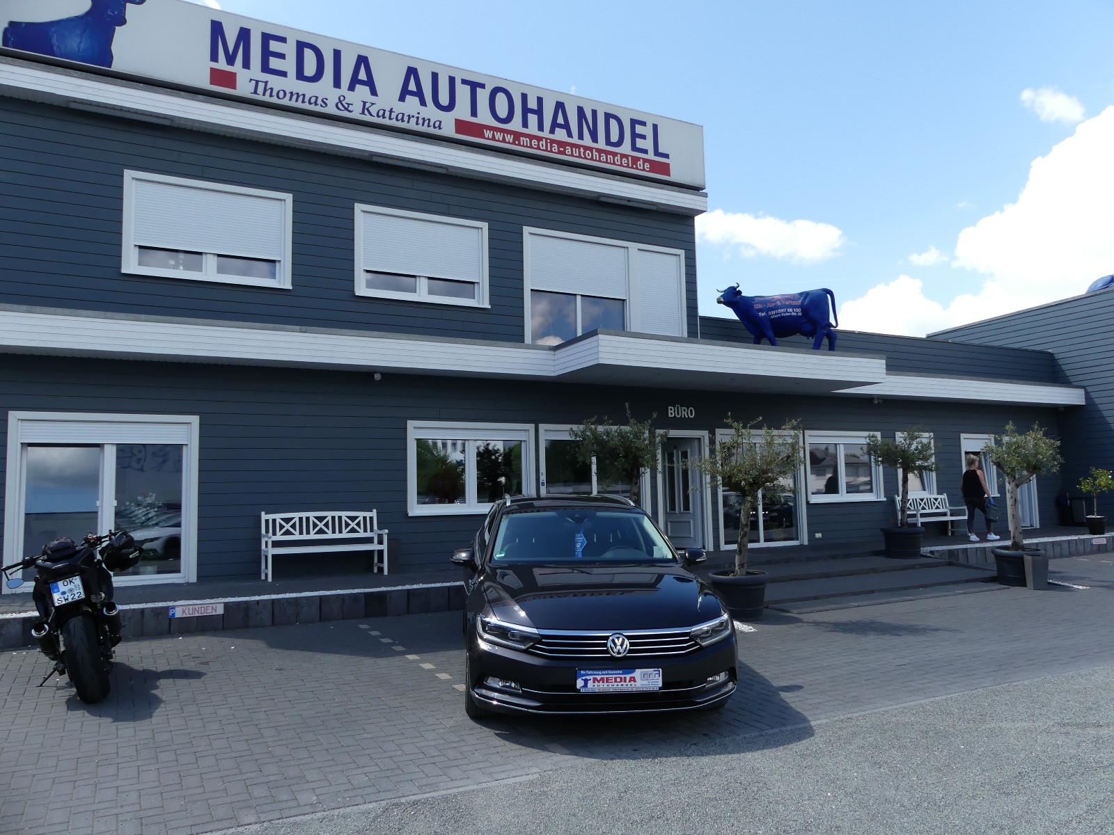 Volkswagen Passat"1.HAND"