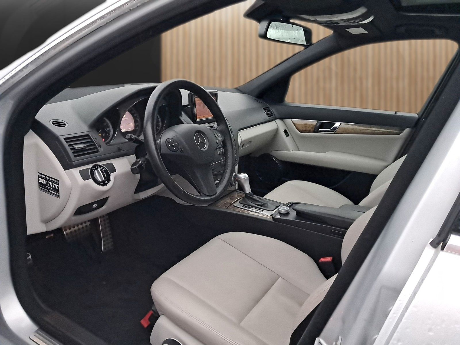 Fahrzeugabbildung Mercedes-Benz C 300 C Limousine C 300