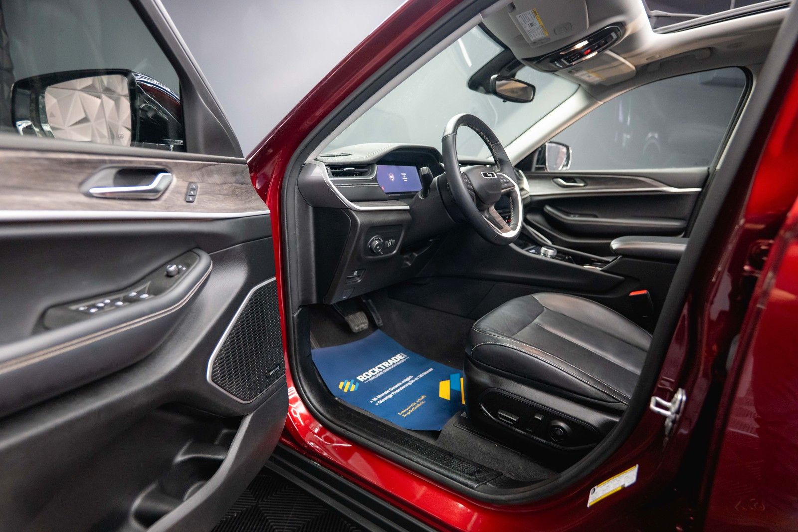 Fahrzeugabbildung Jeep Grand Cherokee 3.6 4x4 LIMITED L Modell 2022 19%