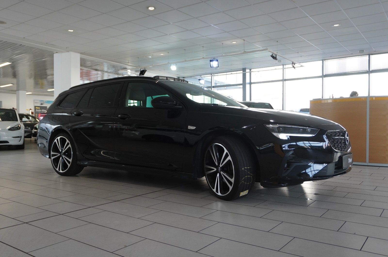 Fahrzeugabbildung Opel Insignia B ST 2.0D ULTIMATE NAVI/OPC/KAMERA/AHK