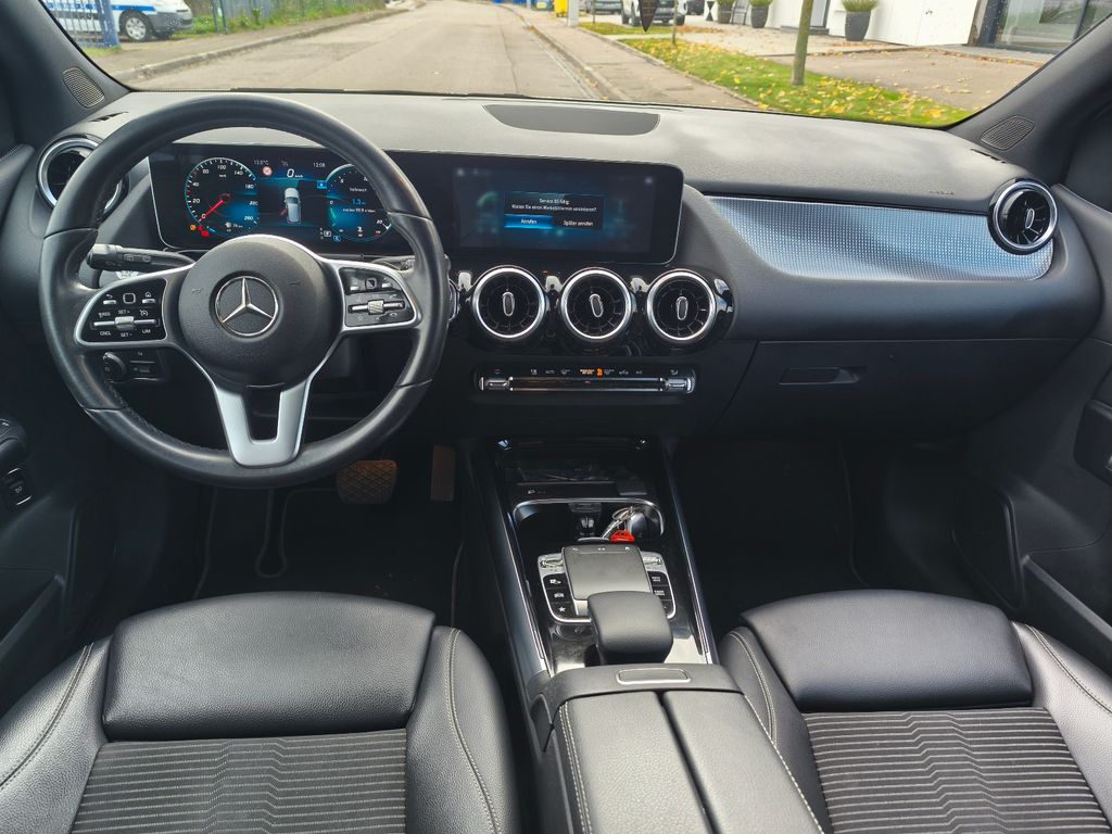 MERCEDES-BENZ B 250 9