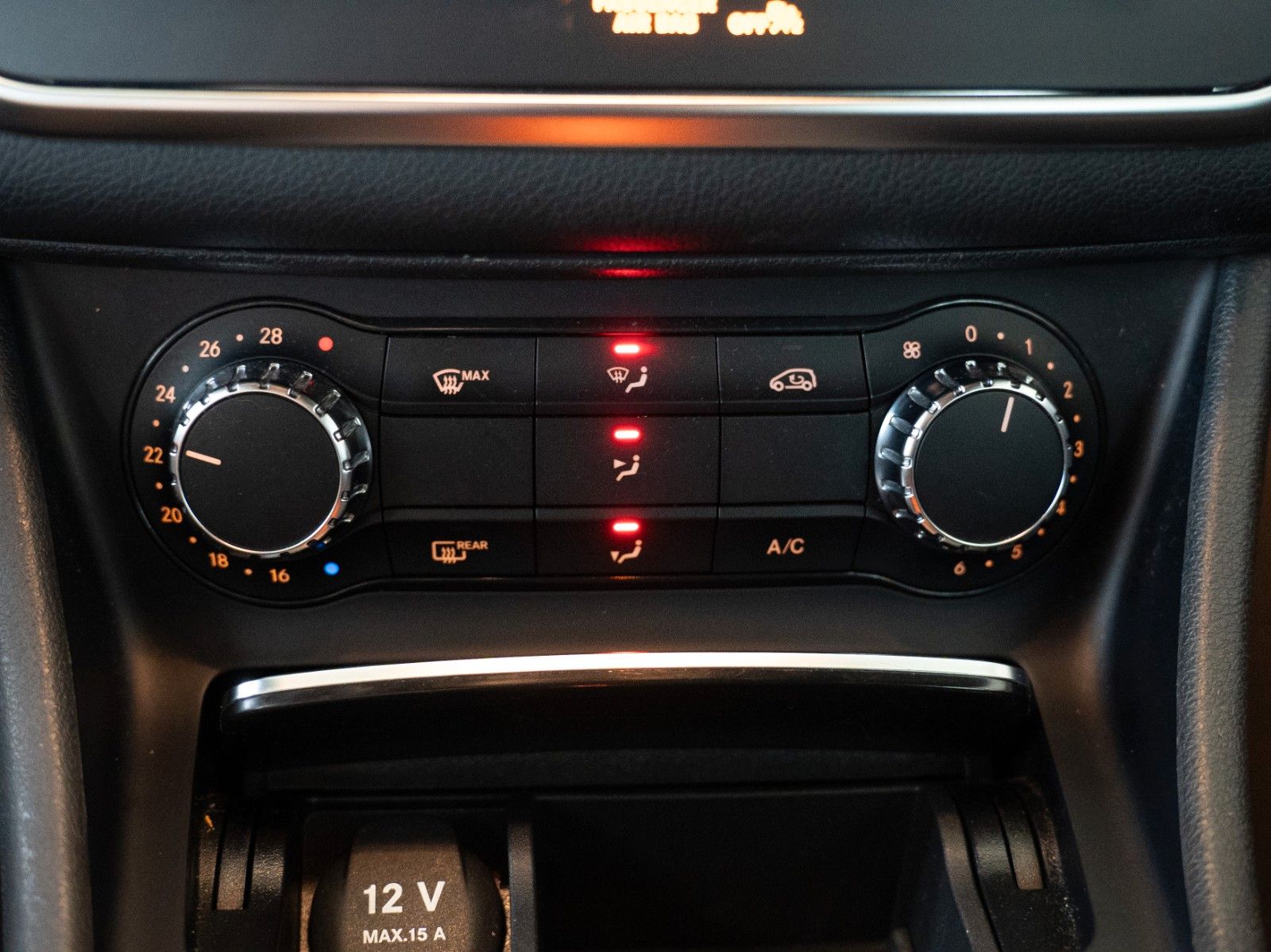 Fahrzeugabbildung Mercedes-Benz CLA 220 Shooting Brake AMG/4x4/AUTOM./KAMERA/LED