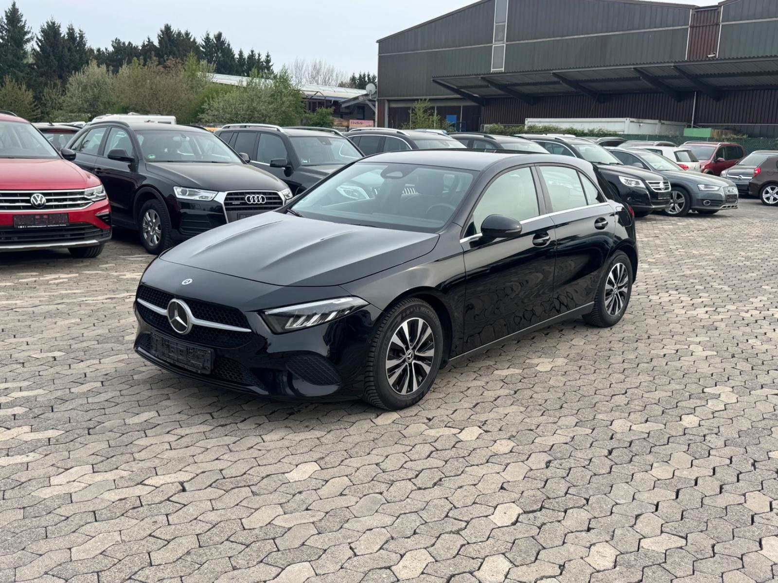 Mercedes-Benz A 200 d 8G Style
