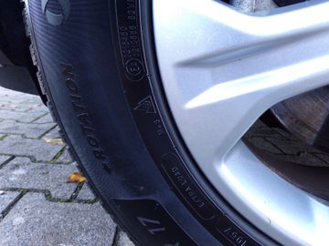 Ford Kuga - 4