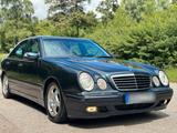 Mercedes-Benz Mercedes Benz E270 Avantgarde - Mercedes-Benz E 270 aus 2002