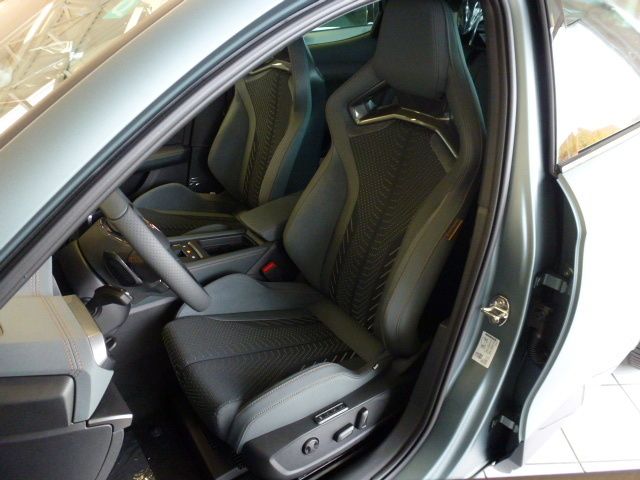 Fahrzeugabbildung CUPRA Formentor VZ 2.0 TSI 4Drive DSG