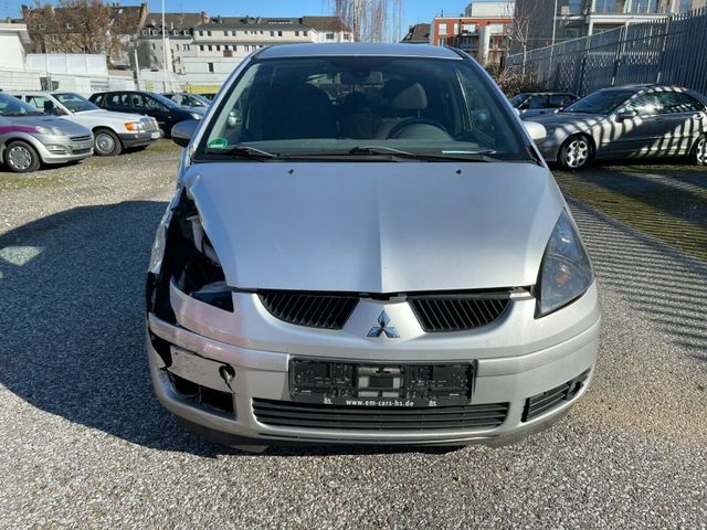 Mitsubishi Colt 1.5 MotionPlus,Klima,Fahrbereit auf dem Hof