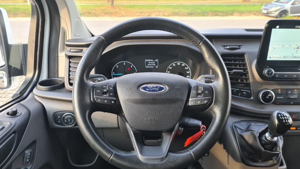 Image of Ford Transit Custom
