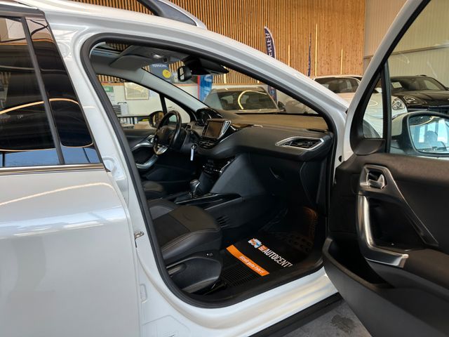 Peugeot 2008 Allure *Pano*Xenon*Navi*