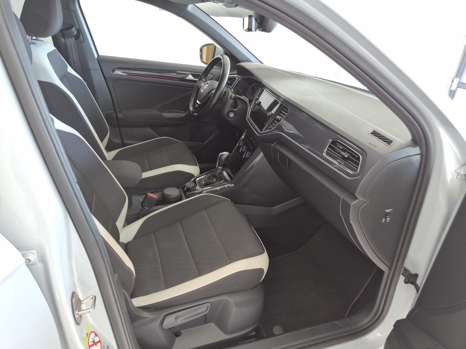 Volkswagen T-Roc Sport 4Motion / LED / SCHECKHEFT/Navi