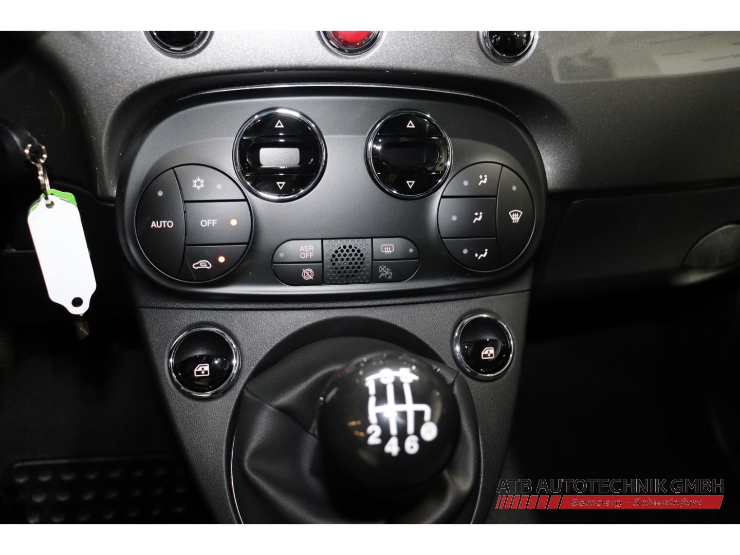 Fahrzeugabbildung Fiat 500 1.0 GSE Mild Hybrid Style-, Tech-, Komfortpa