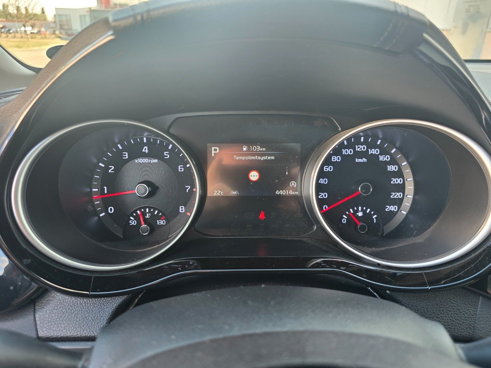 Fahrzeugabbildung Kia Ceed Sportswagon 1.5 T-GDI DCT Spirit Glasdach