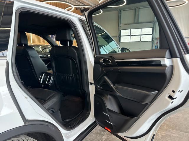 Porsche Cayenne S *3. Hand*Klima*SHZ*Navi*PDC*BOSE*AHK*