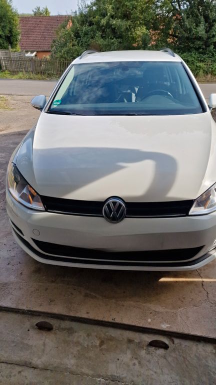 Image of Volkswagen Golf