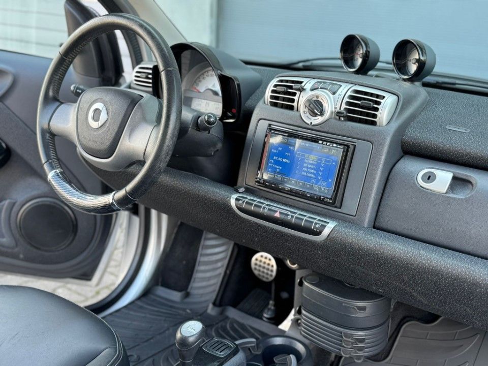 Fahrzeugabbildung Smart ForTwo Leder Lorinser Breitbau