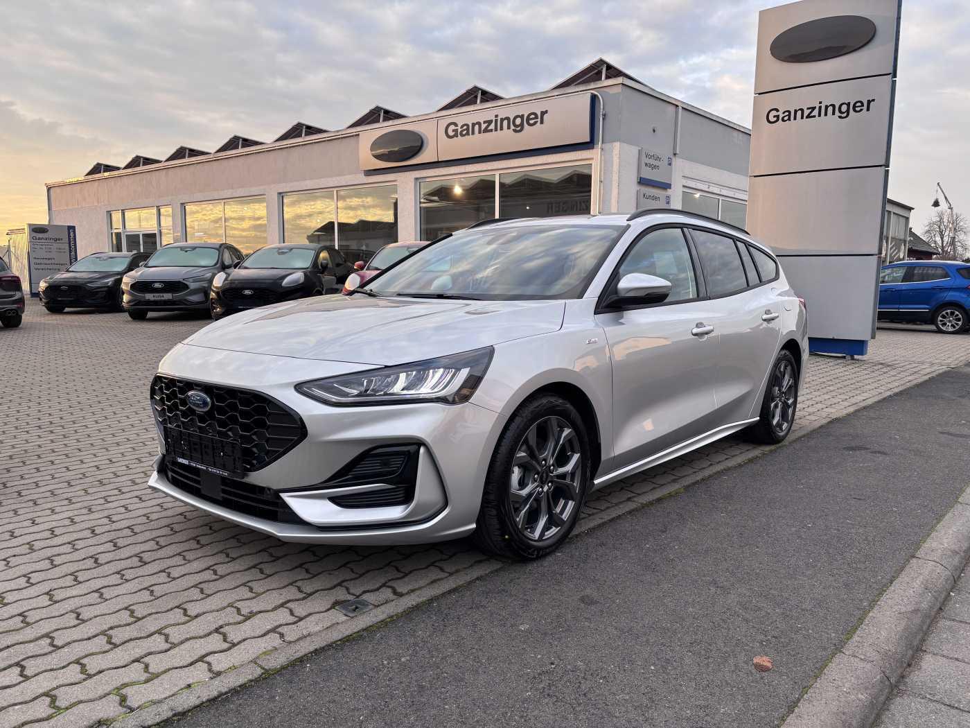 Ford Focus ST-LINE X Turnier Automatik, NEUPREIS 42.0
