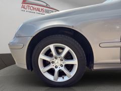 MERCEDES-BENZ C 180 Kompressor Klima, Colorverglasung , Elekt.
