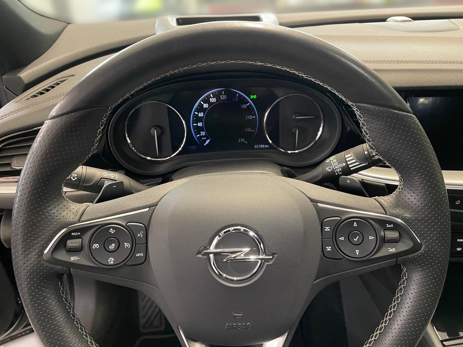 Opel Insignia B Sports Tourer 4x4 GSi *AHK*LED*KAMERA
