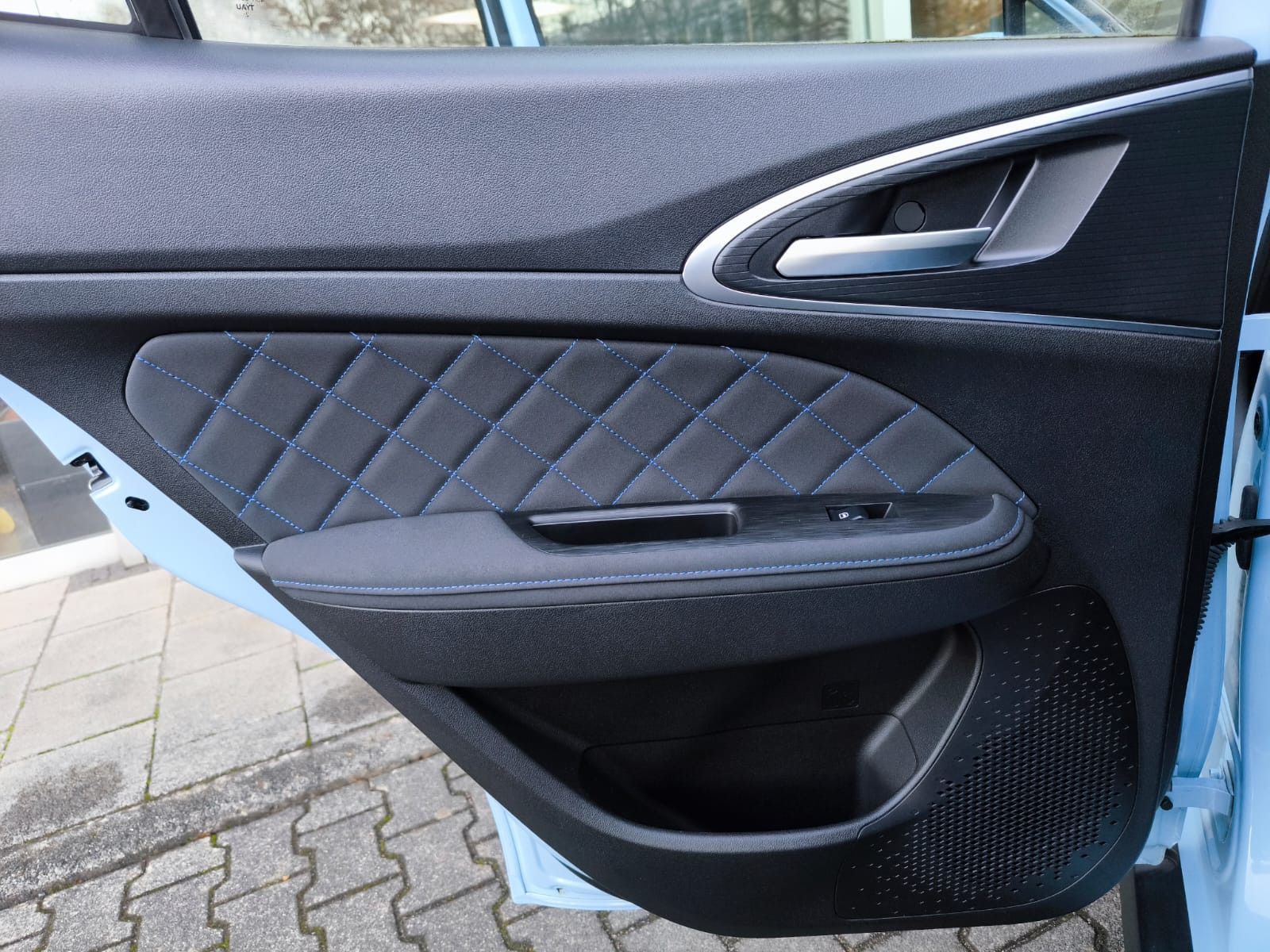 Fahrzeugabbildung ORA Funky Cat 300 NAVI+LED+TEMP+CARPLAY+360°+WP+