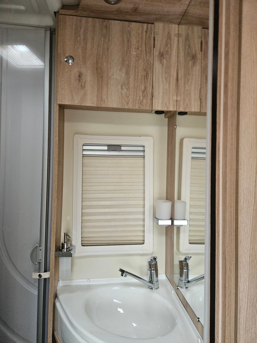 Fahrzeugabbildung Eura Mobil Profila RS 675 SB  *Vollausstattung*