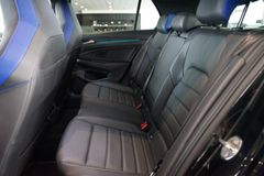 VW Golf R 4Motion | Matrix | Pano | DCC | 270 km/h VW Golf R 4Motion | Matrix | Pano | DCC | 270 km/h