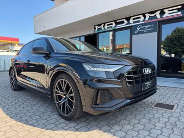 Audi Q8 - 6