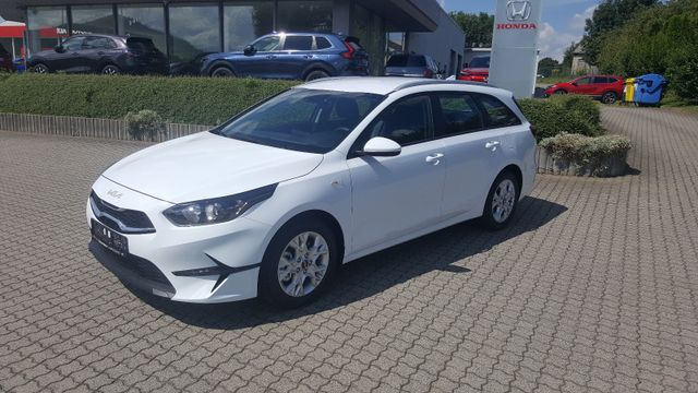 Kia Ceed SW 1.5 T-GDI KLIMA BLUET SITZH KAMERA PDC