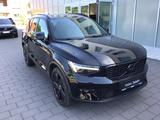 Volvo XC40 B3 (Benzin) Plus Black Edition Stdhzg. - Volvo XC40 in Lübeck