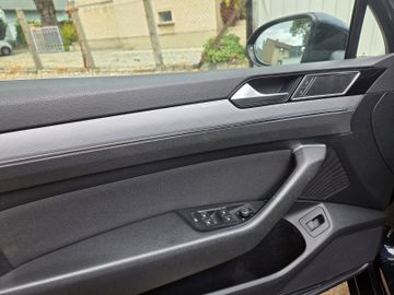 Volkswagen Passat - 10