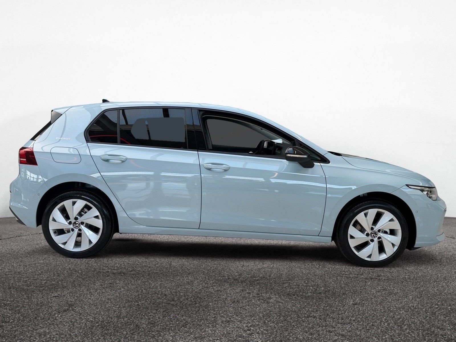 Fahrzeugabbildung Volkswagen Golf 1.5 eTSI DSG Energy Navi, AHZV, LED Plus