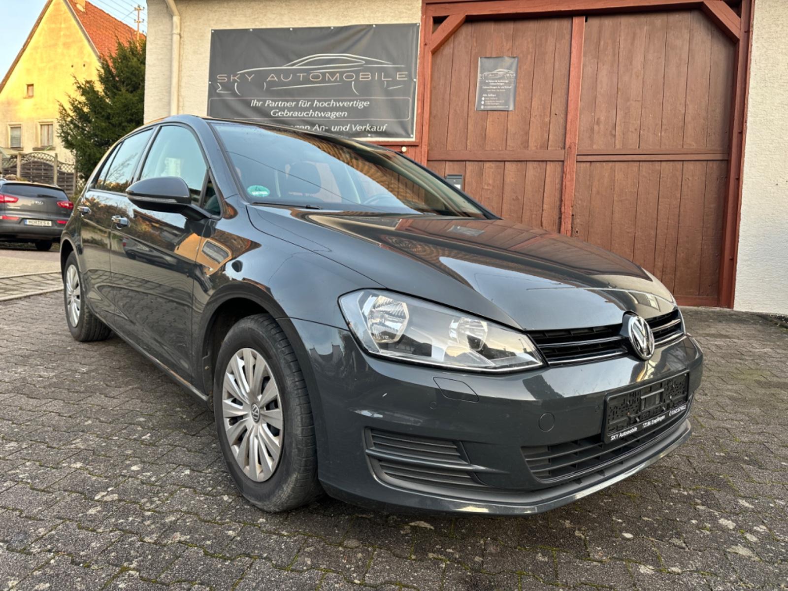 Volkswagen Golf VII Lim 1.6 TDI* NAVI* TEMPOMAT*CARPLAY*