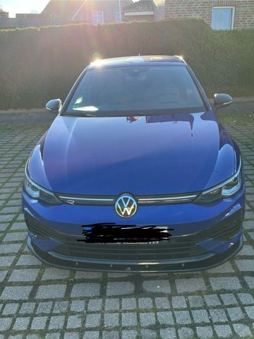 Volkswagen VW Golf 8 R Performance mit Akrapovic und ...