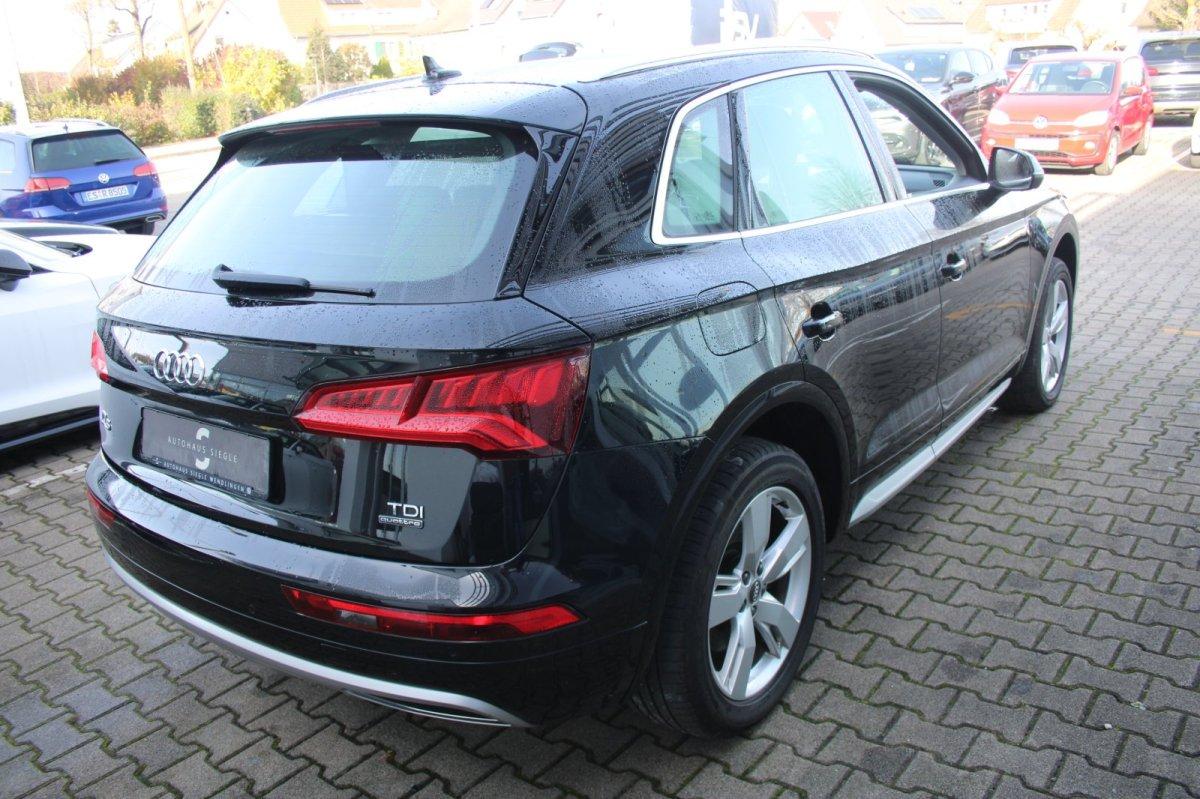 Audi Q5 2.0 TDI sport quattro S-line AHK Navi PDC Tem