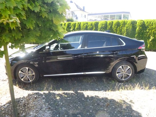 IONIQ Style Plug-In Hybrid Automatik